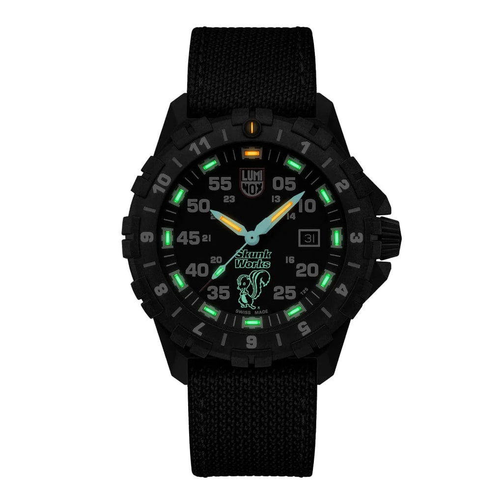 LUMINOX - F-117 NIGHTHAWK x Skunk Works 6440 Heritage Pilot Watch