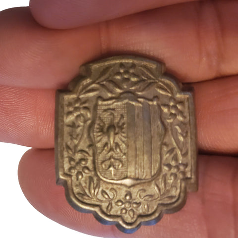 Tin Crests (Harp w/Dagger) (Crest -II Floral)