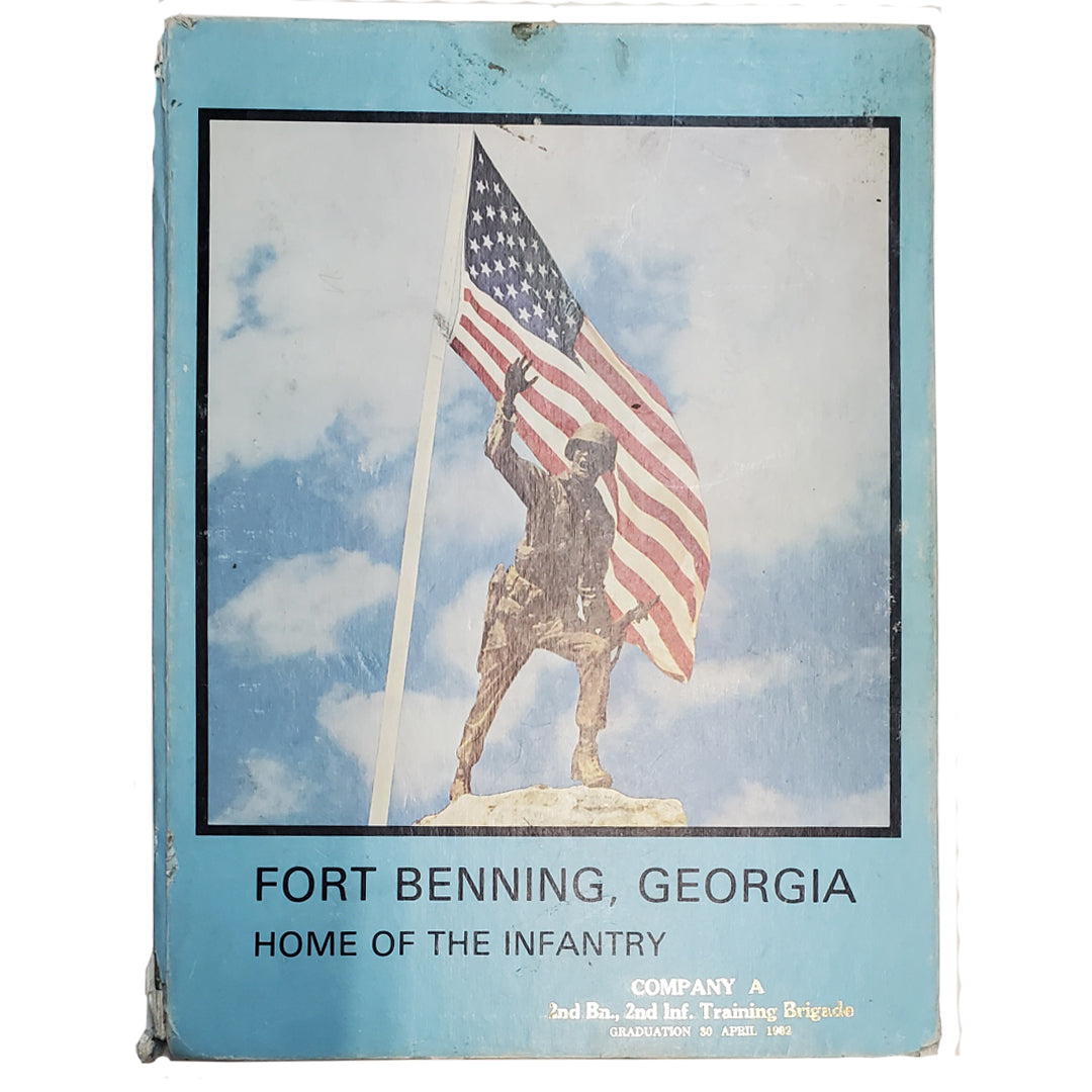 1956年札幌米陸軍キャンプ・クロフォード・スクールの年鑑アルバム Airborne Fort Benning, GA Co. A 2nd Bn., 2nd Inf. Training Brigade