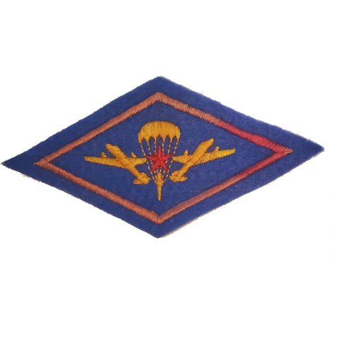 Patch - Vintage Bomb w/2 Planes and a Red Star in the Middle of Parachute (1198)