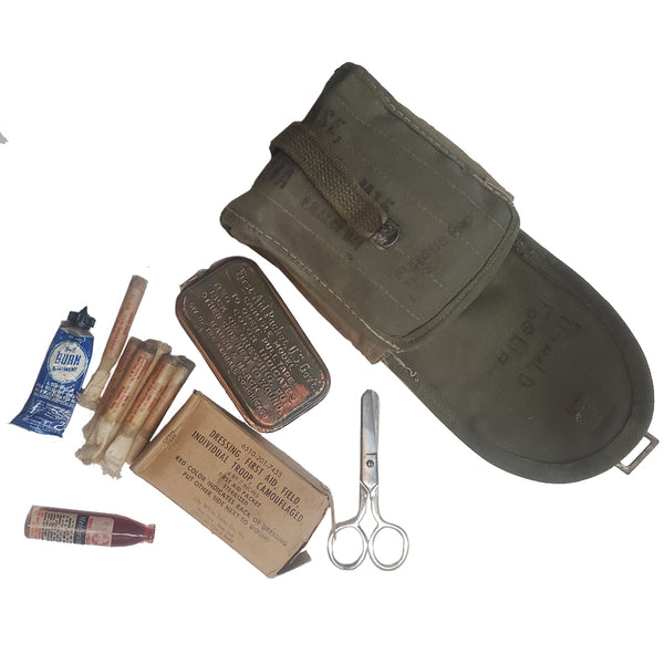 FIRST AID KIT ビンテージ　US NAVY WW2 FIRST AID KIT ビンテージ US NAVY WW2