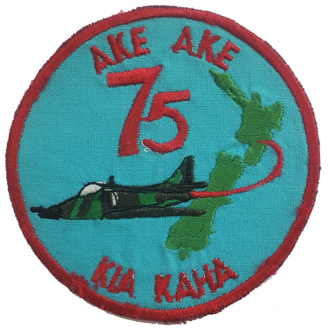 Patch - AKE AKE 75(NZ) Squadron KIA KAHA - Sew On (7751)