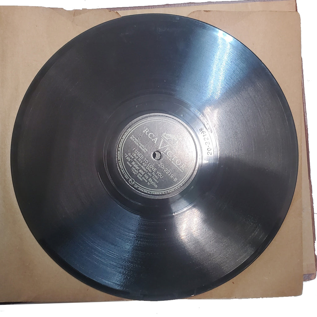 Antique 78 RPM Record Album of Vintage Records – Hahn's World of ...
